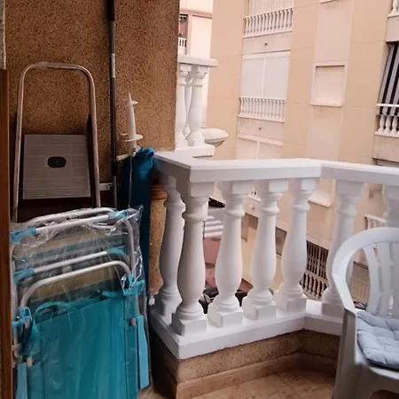 Pmt14 - By The With Pool * Torrevieja