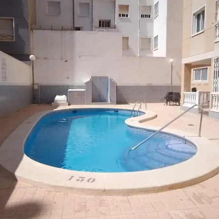 Near With Pool - Pmt14 Torrevieja