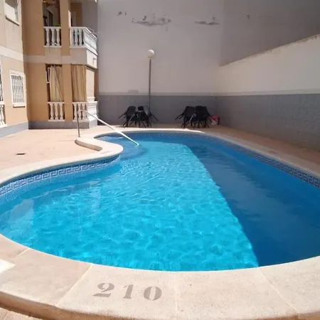 Near With Pool - Pmt14 * Torrevieja